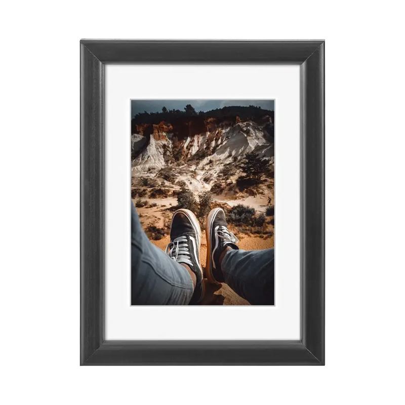 Hama rámeček dřevěný BELLA. černá, 21x29,7 cm (Rozměry A4)