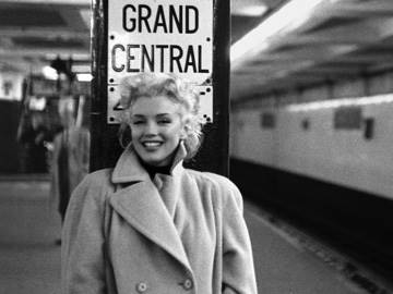 80x60 | Marilyn Monroe, Grand Central ( Feingersh Ed )