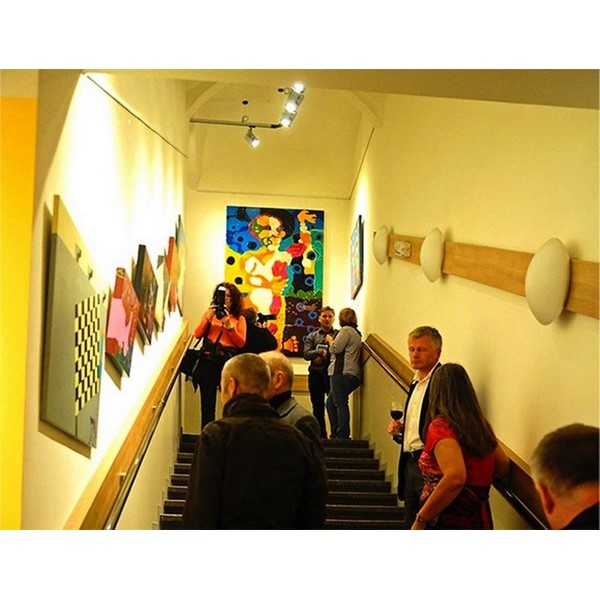 Závěsný systém na obrazy - Stopper zarážka do lišty na schody